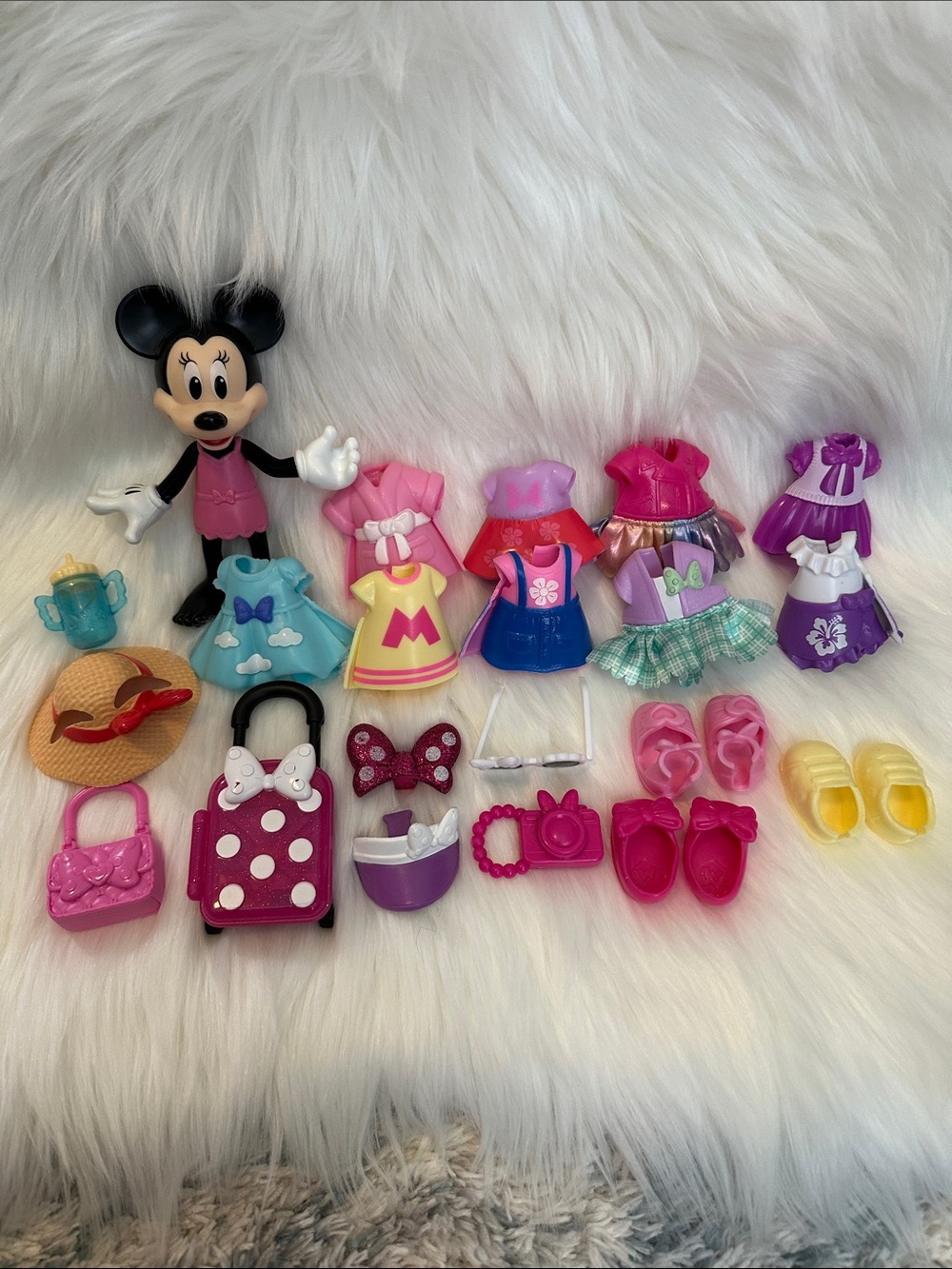 Disney Minnie Mouse Dress-Up Set with Pink, Purple & Yellow Accessories